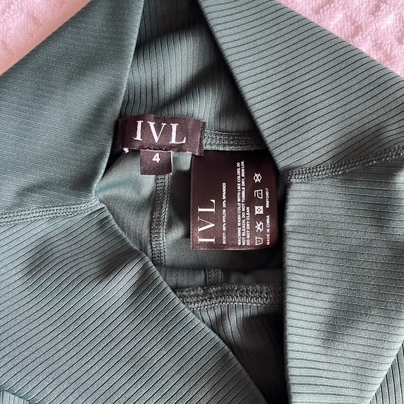 IVL Collective Rib Legging Green Size 4 New Without Tags - Picture 3 of 3